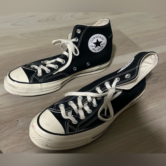 Converse Black and White High-Tops - Picture 2 of 4